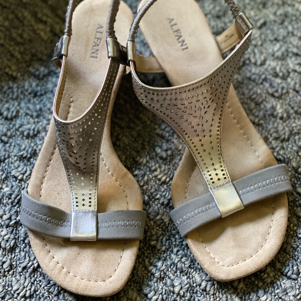 Alfani Women's Taupe and Silver Sandals
